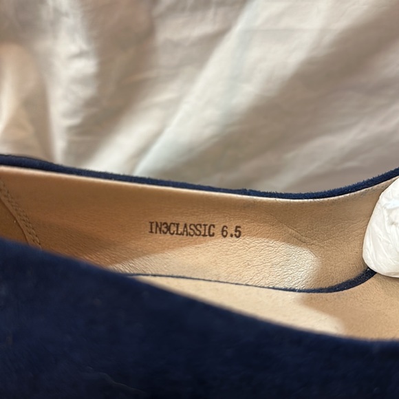 Pumps - Picture 5 of 5